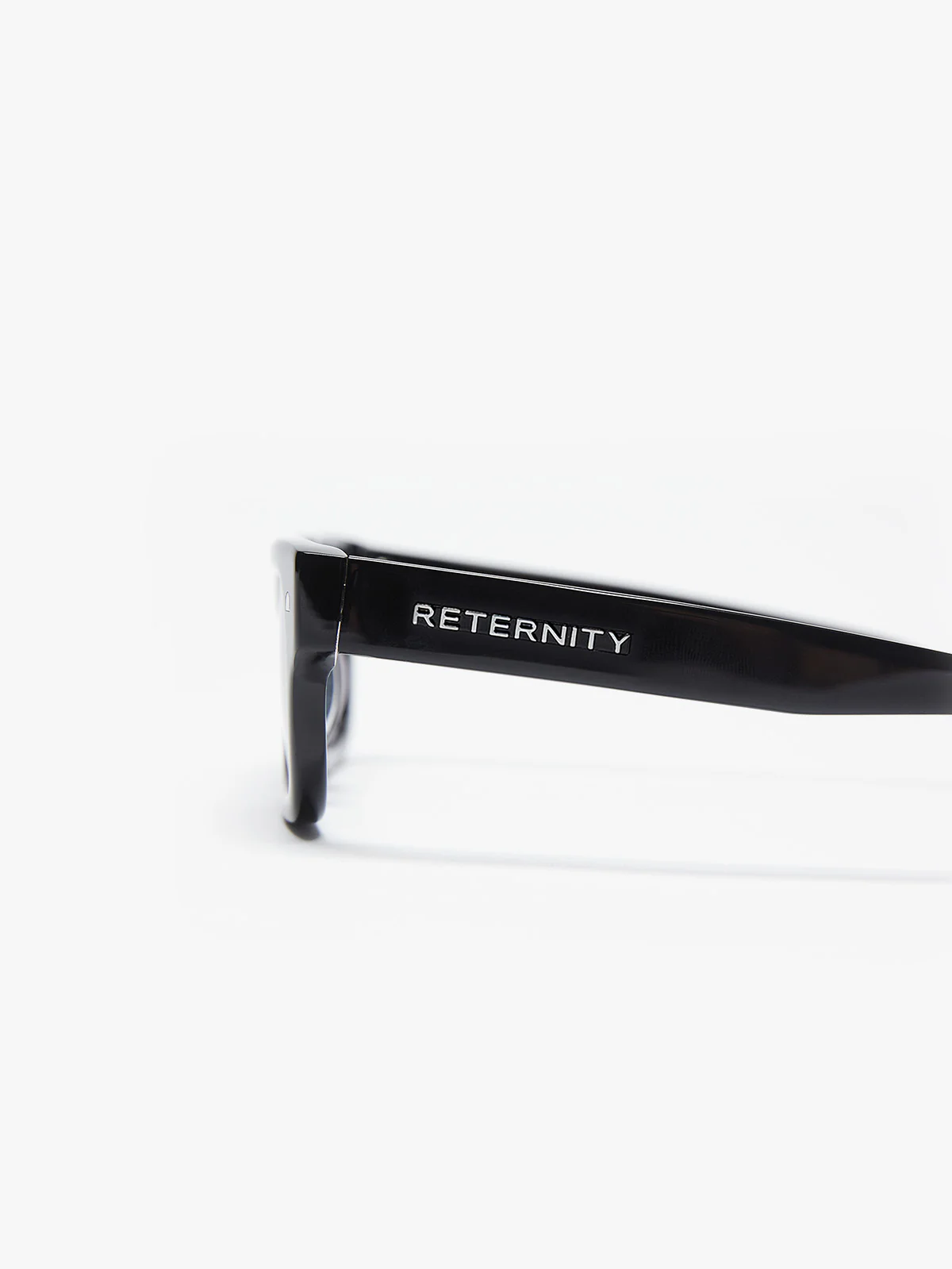 AIMÉE SUNGLASSES - BLACK - Image 4