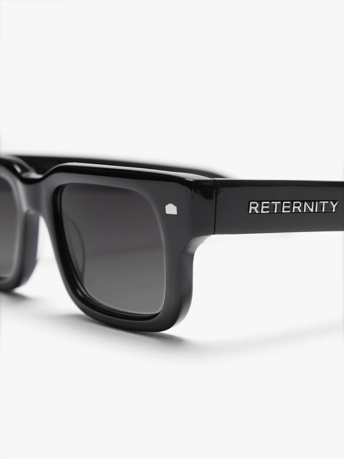 AIMÉE SUNGLASSES - BLACK - Image 6