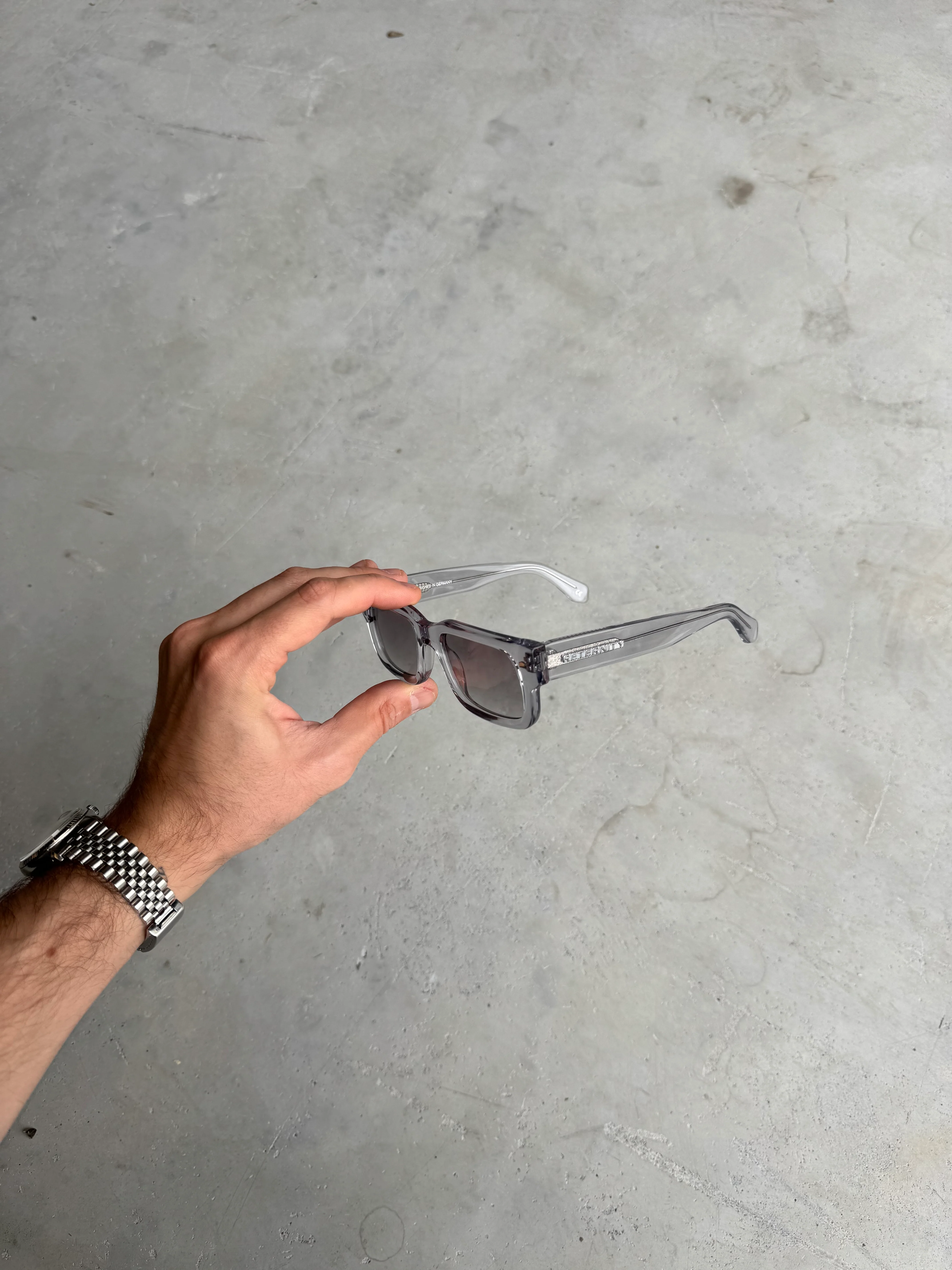 AIMÉE SUNGLASSES - GREY - Image 5