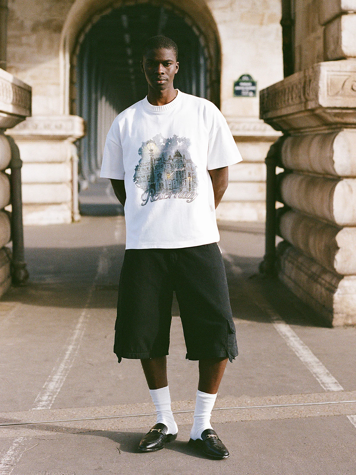 ARTIST BY NIGHT T-SHIRT - WHITE - Image 5