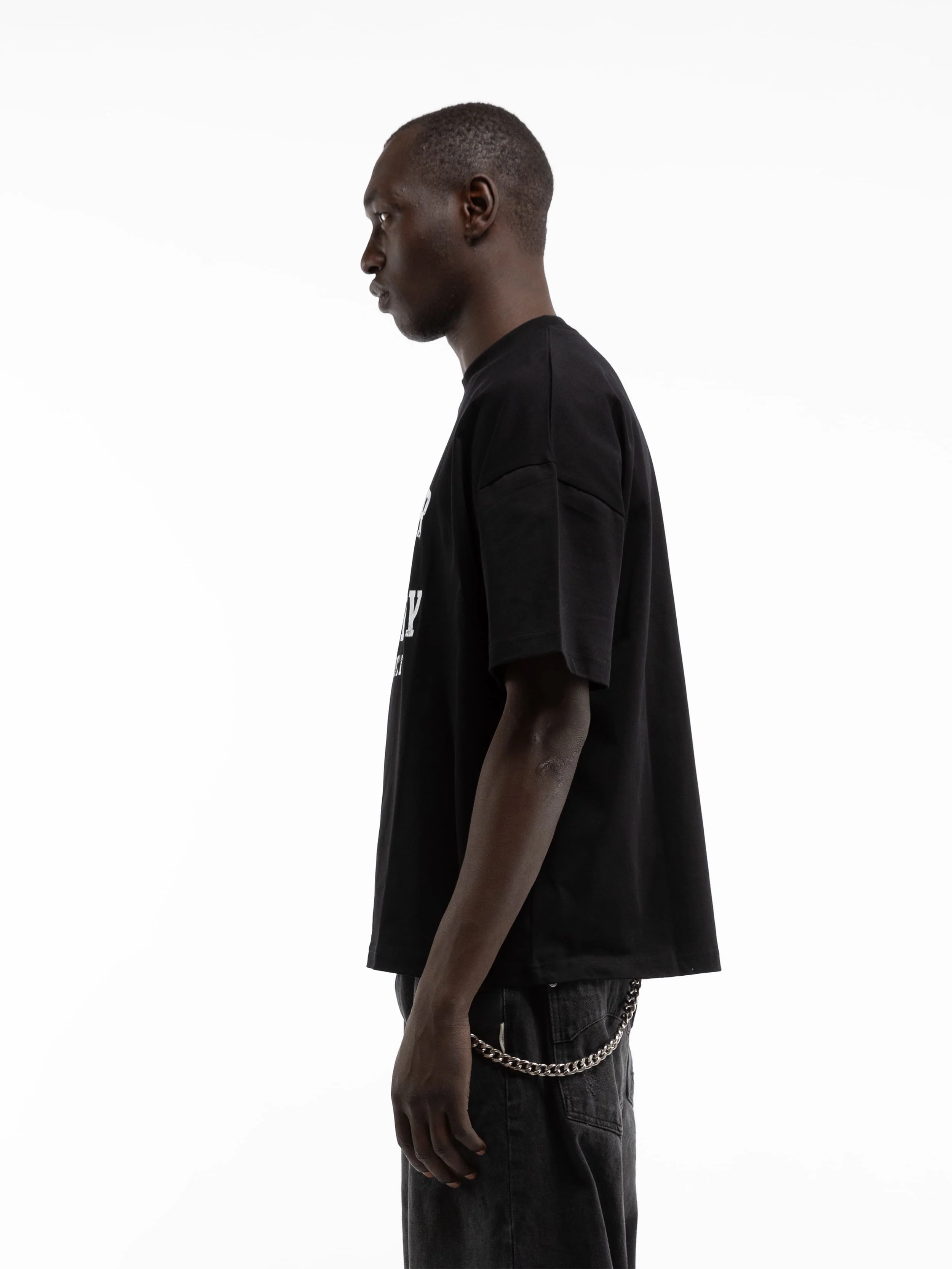 ATELIER EMBLEM T-SHIRT - BLACK - Image 4