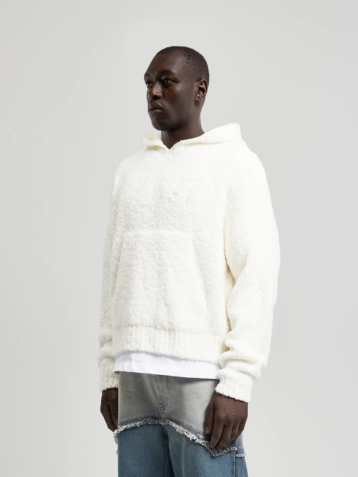 BOUCLÉ KNIT HOODIE - CREAM - Image 3