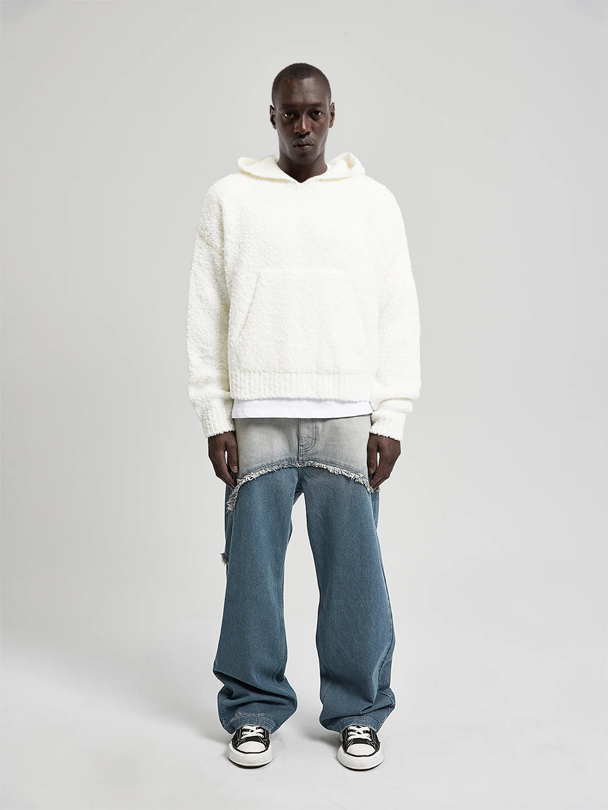 BOUCLÉ KNIT HOODIE - CREAM - Image 6