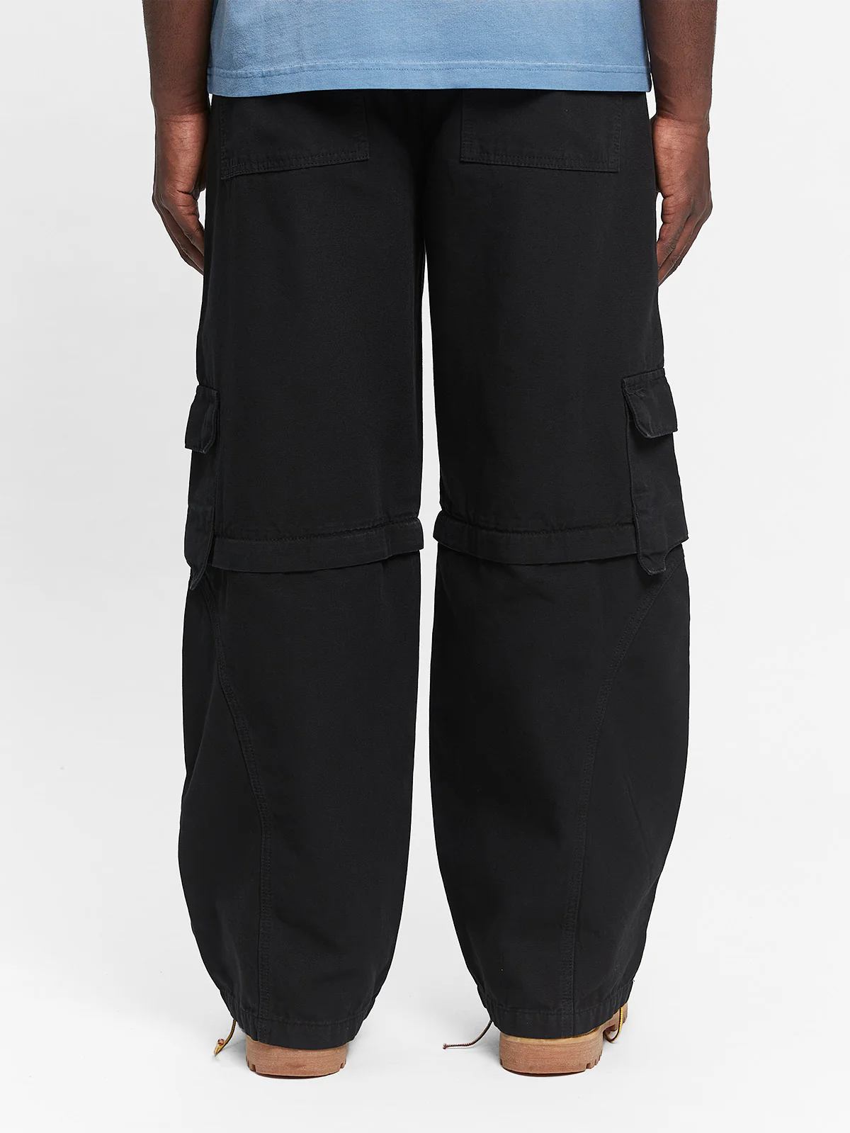 DETACHABLE CARGO PANTS - BLACK - Image 9
