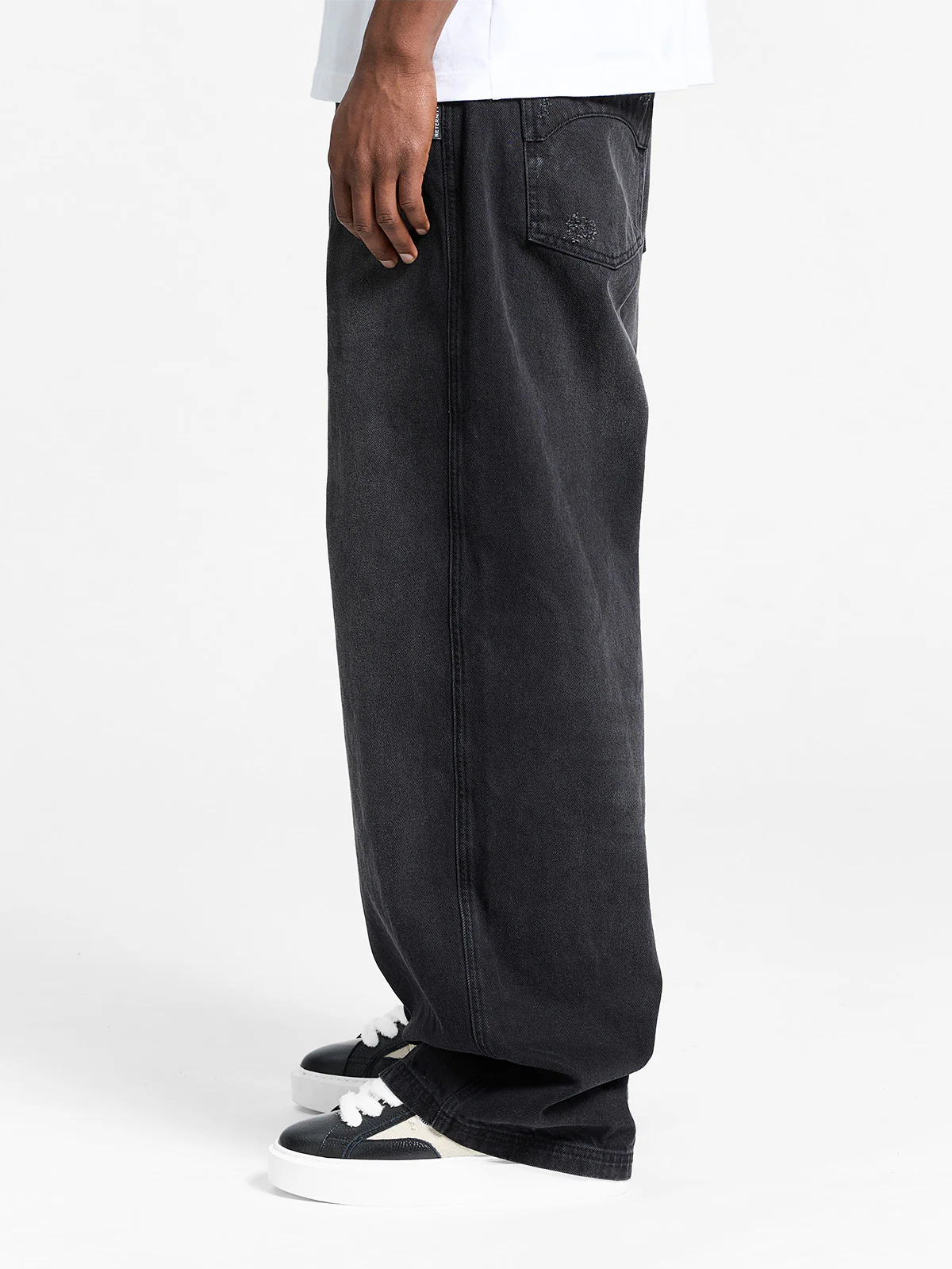 ESSENTIAL BAGGY DENIM - WASHED BLACK - Image 4