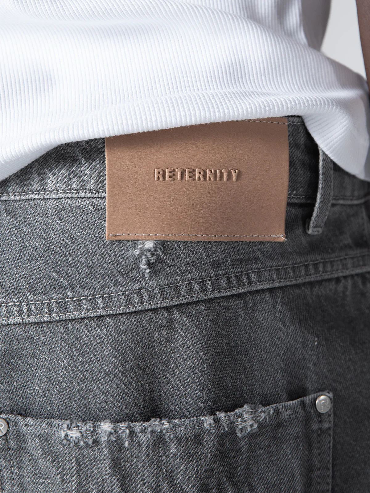 ESSENTIAL BAGGY DENIM - WASHED GREY - Image 7
