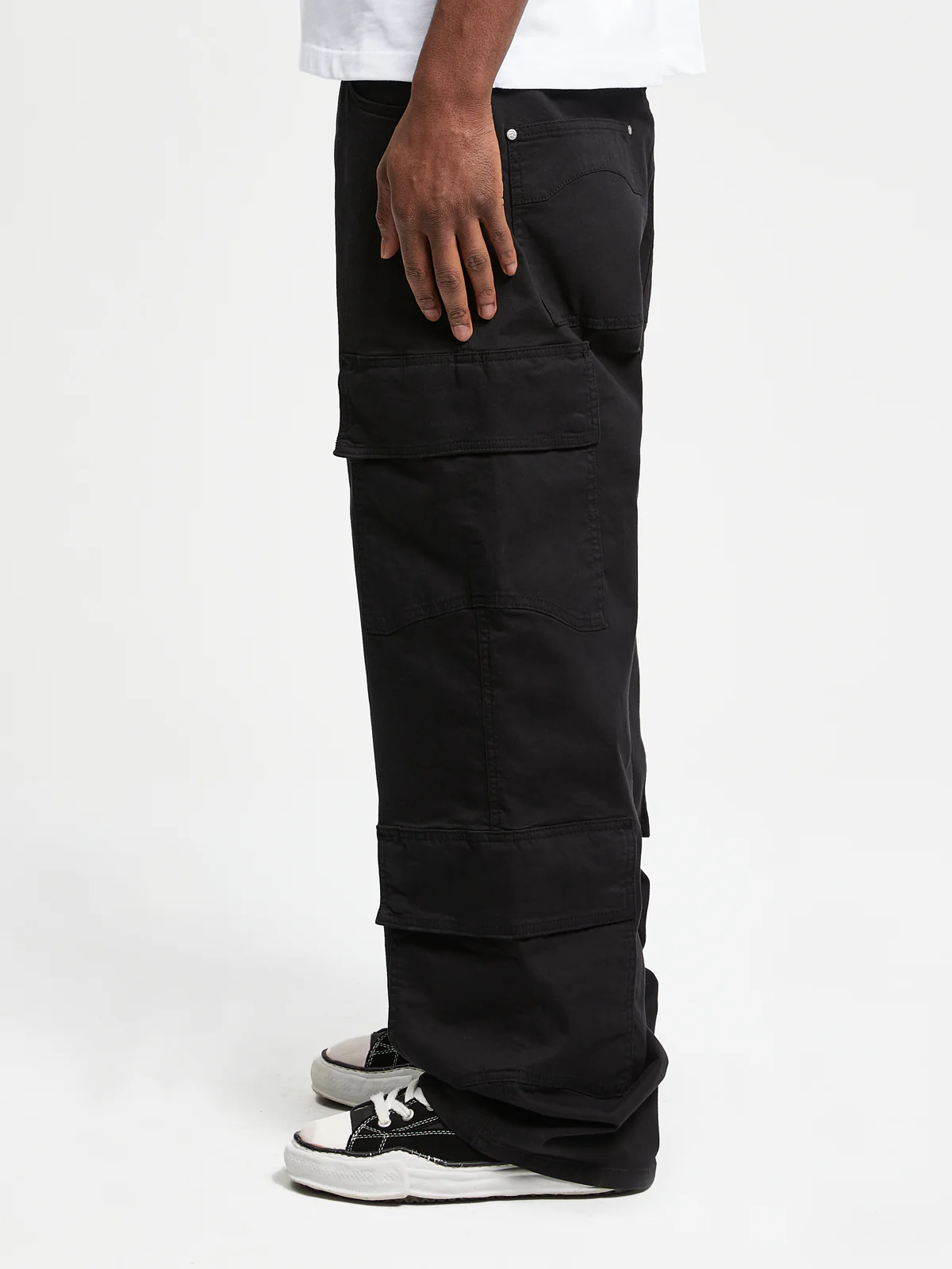 ESSENTIAL CARGO - BLACK - Image 4