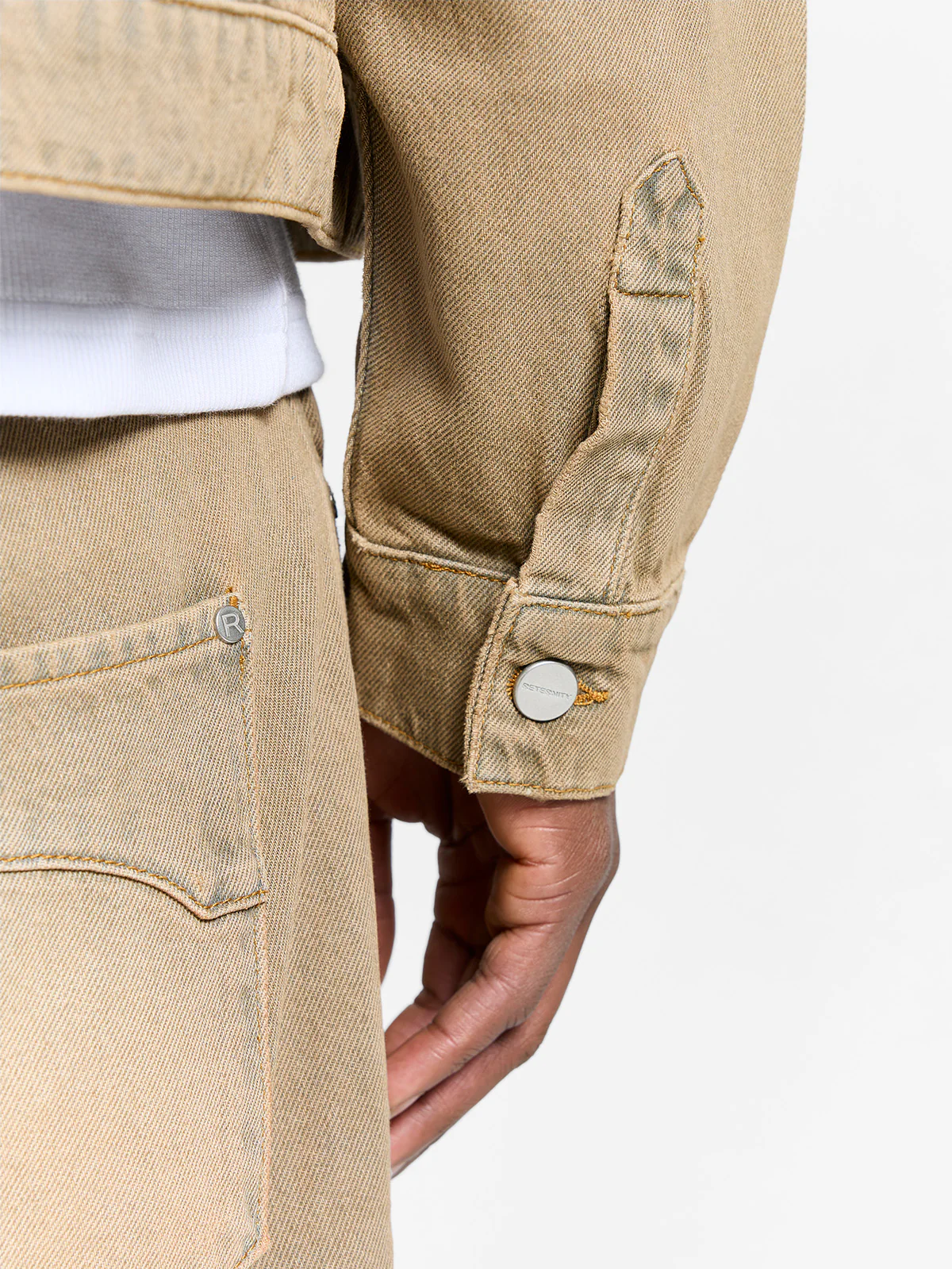 ESSENTIAL DENIM JACKET - SAND WASH - Image 8