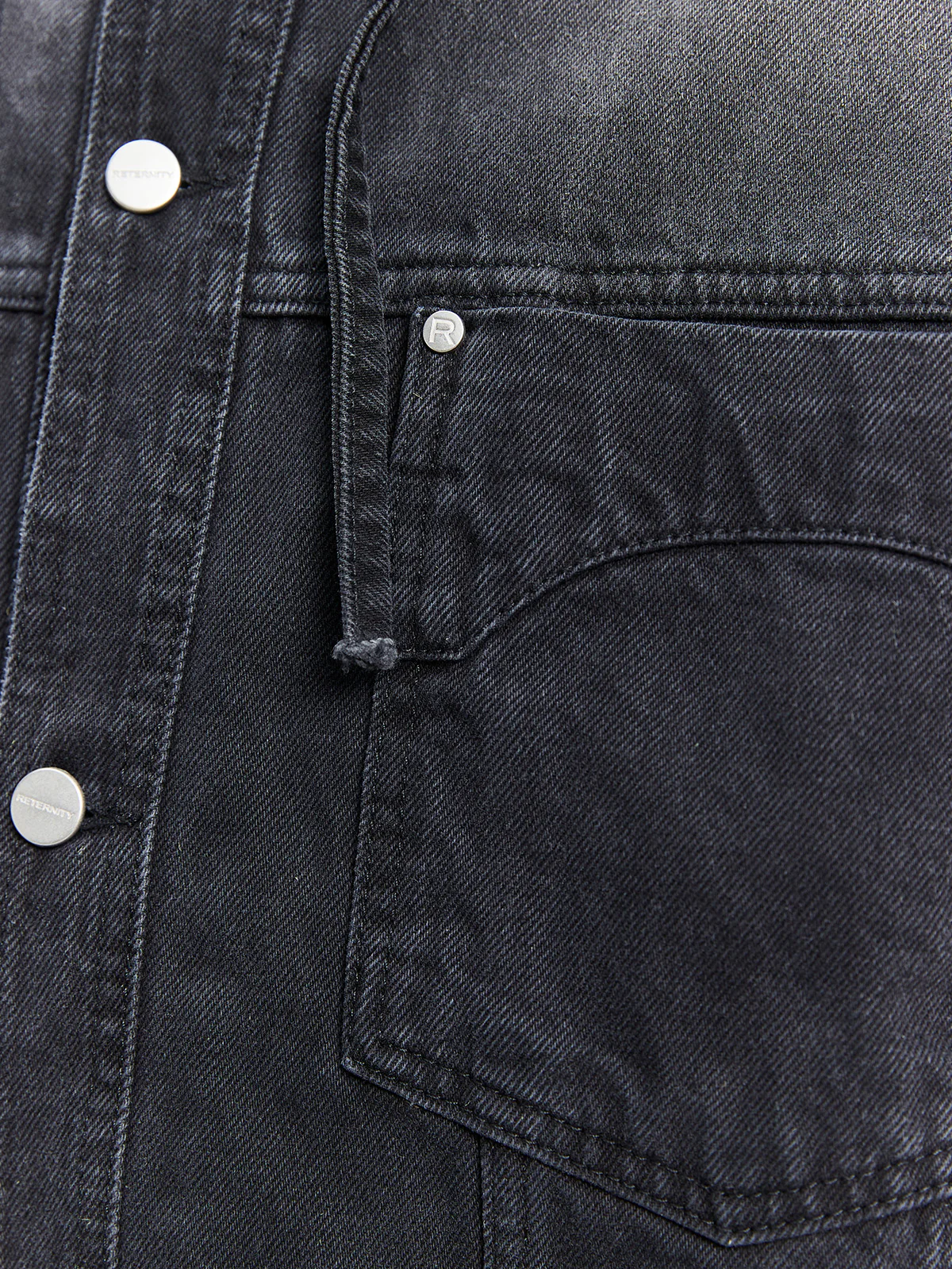 ESSENTIAL DENIM JACKET - WASHED BLACK - Image 11