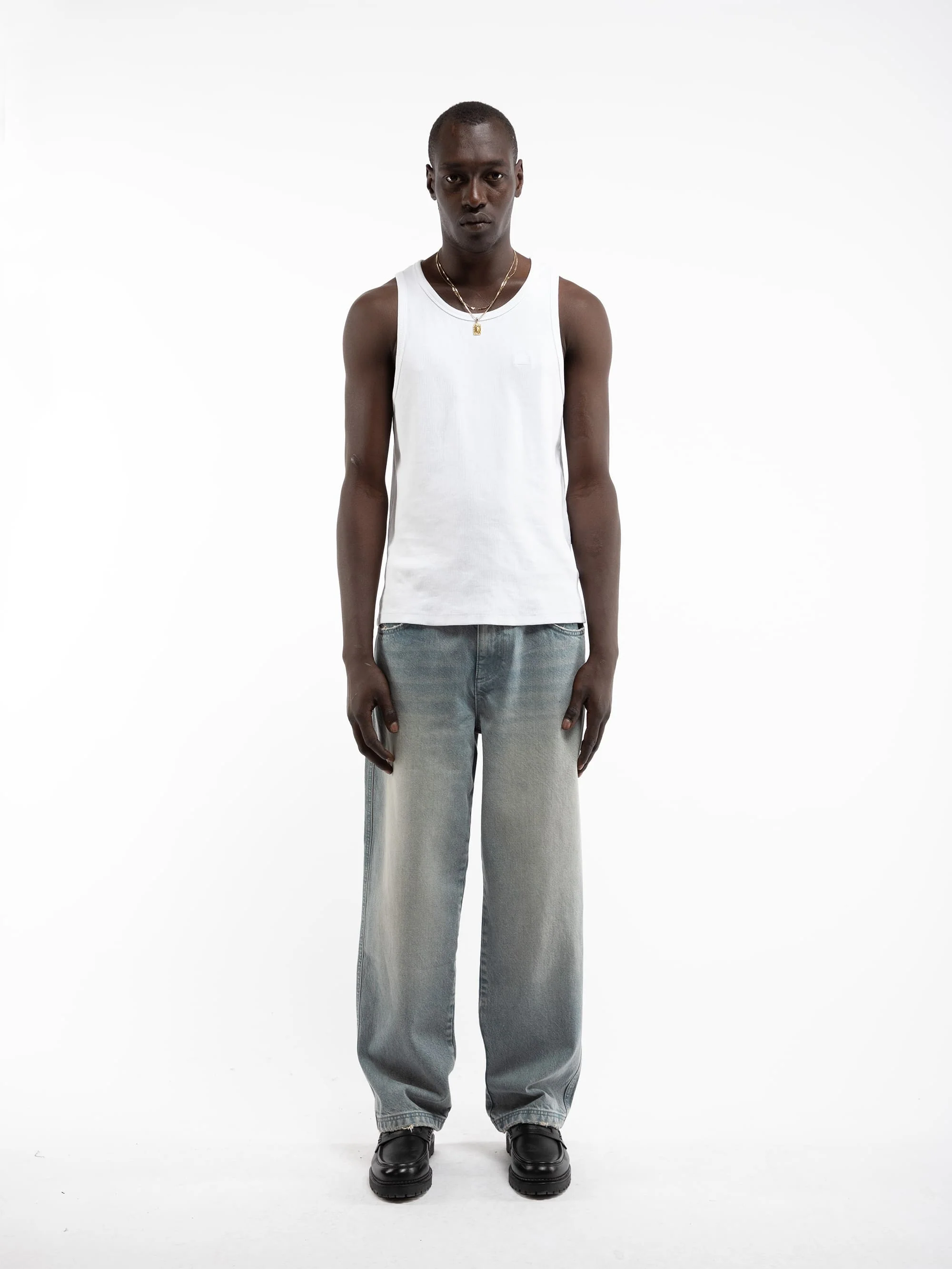 ESSENTIAL STRAIGHT FIT DENIM - LIGHT BLUE - Image 6