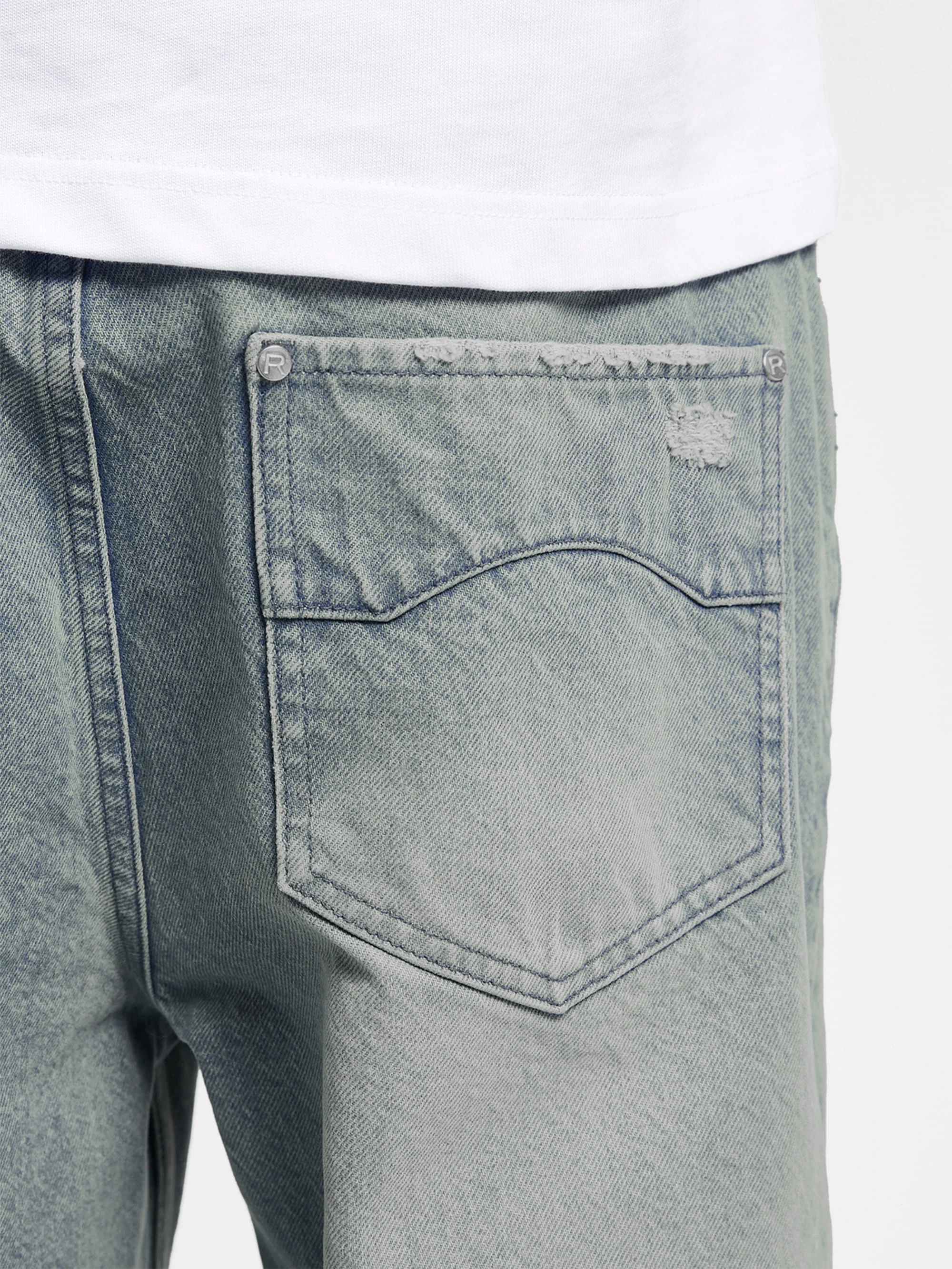 ESSENTIAL STRAIGHT FIT DENIM - LIGHT BLUE - Image 7
