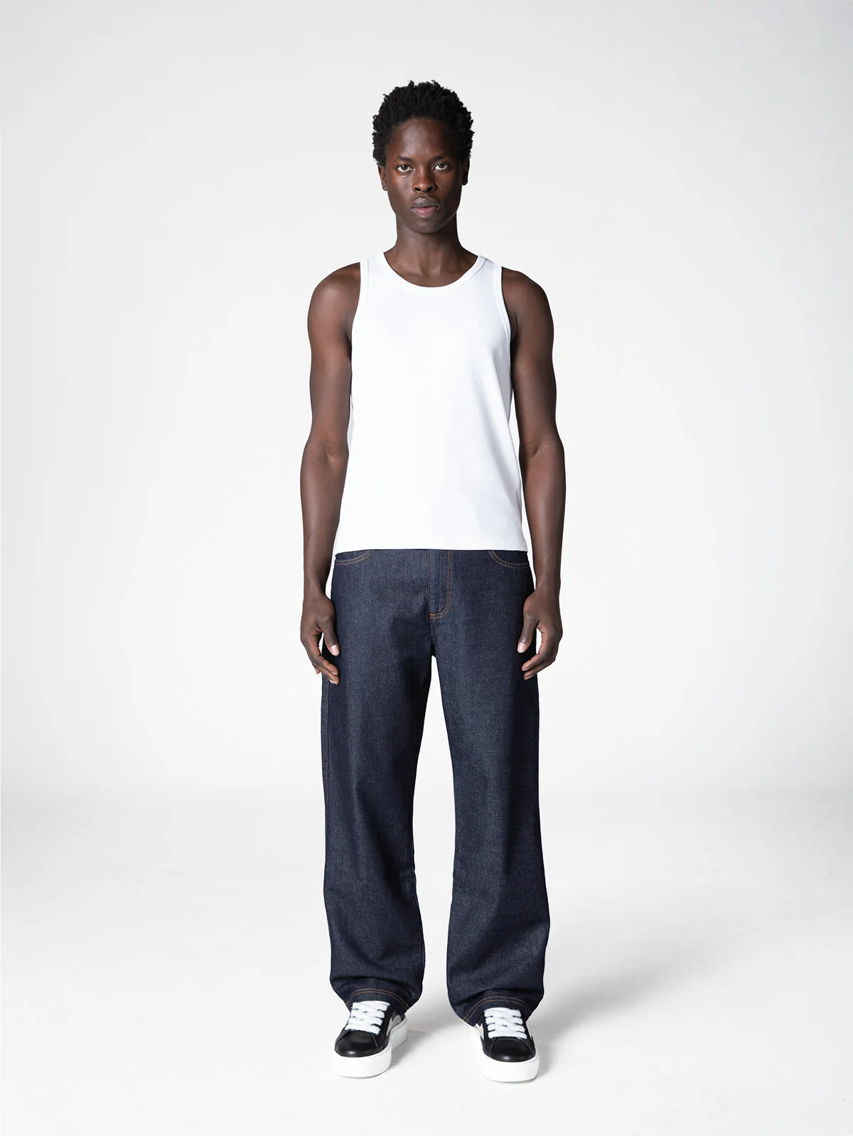 ESSENTIAL STRAIGHT FIT DENIM - RAW INDIGO - Image 6