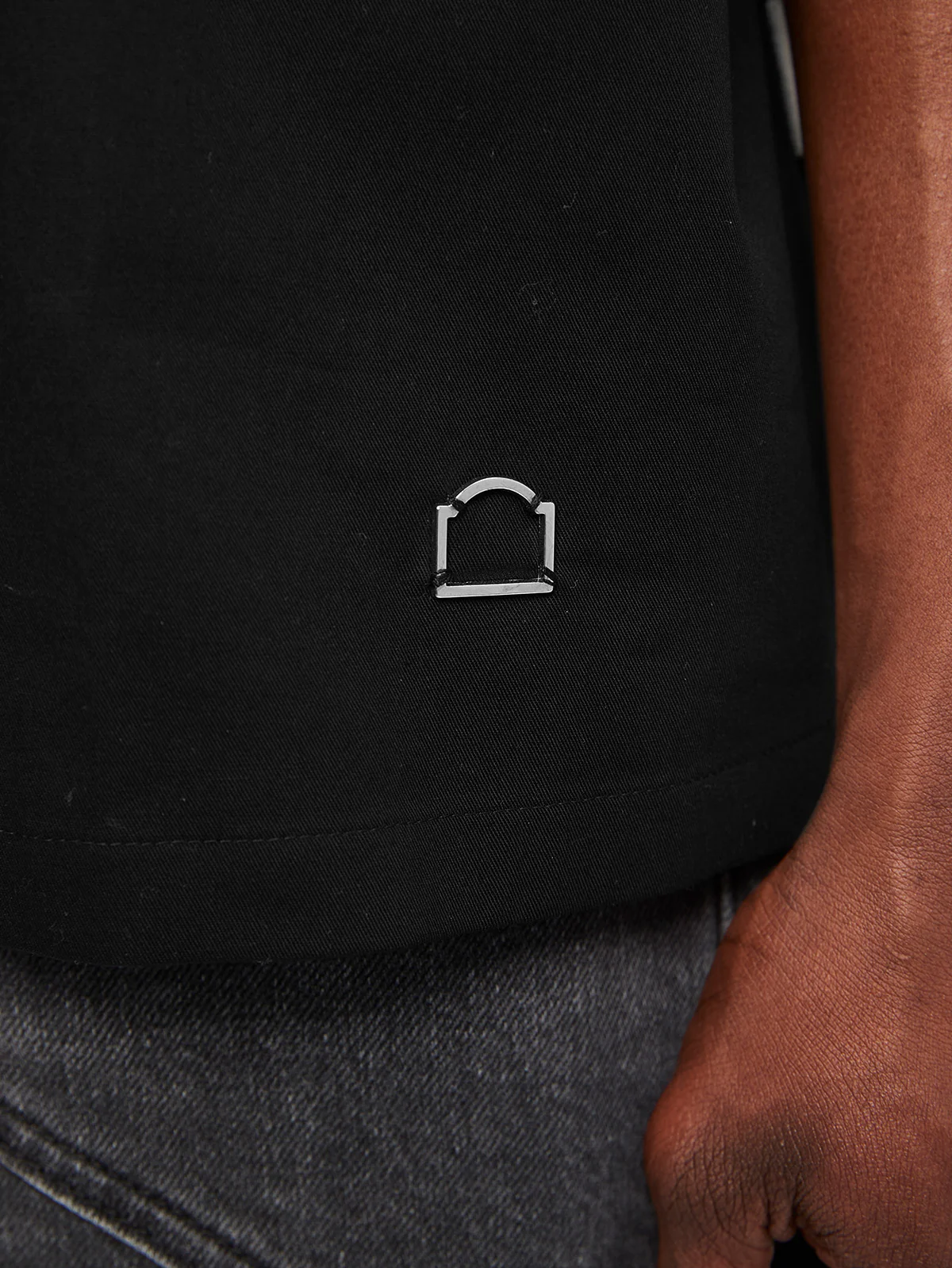 ÉVÉNIE BUTTON SHIRT - BLACK - Image 8