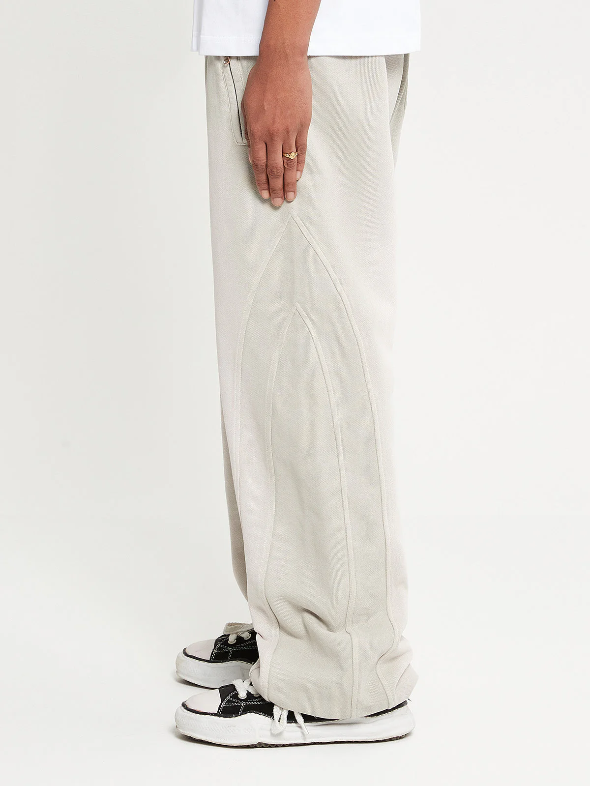 JOGGER PANTS - FADED CREAM - Image 4