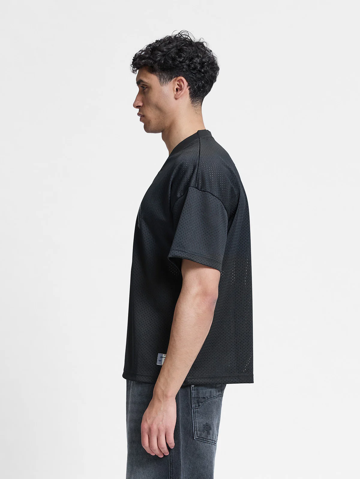 L'ART DE LA RUE MESH T-SHIRT - BLACK - Image 4