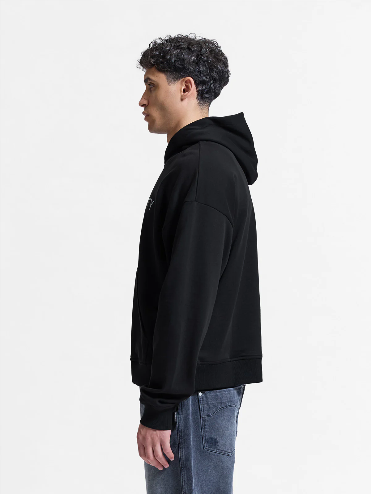 LOGO HOODIE - BLACK - Image 4