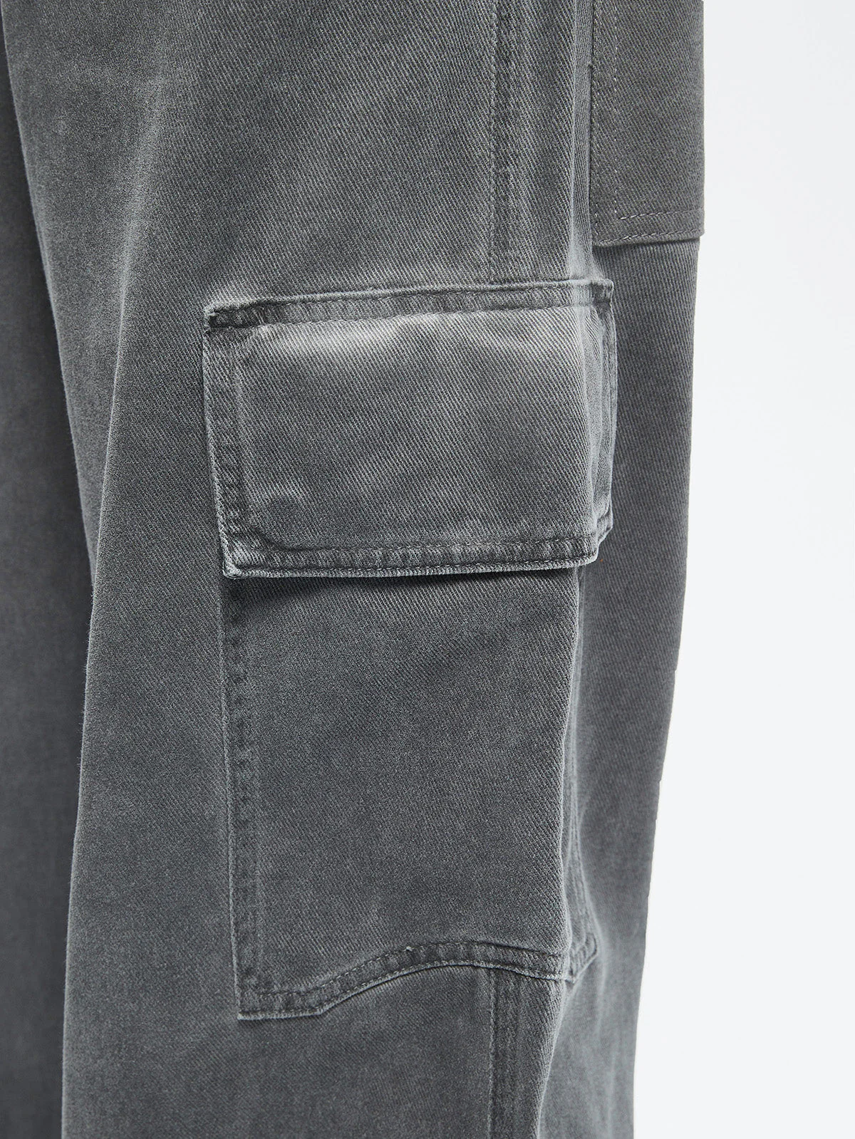 OIL WASHED CARGO PANTS - BLACK - Image 7