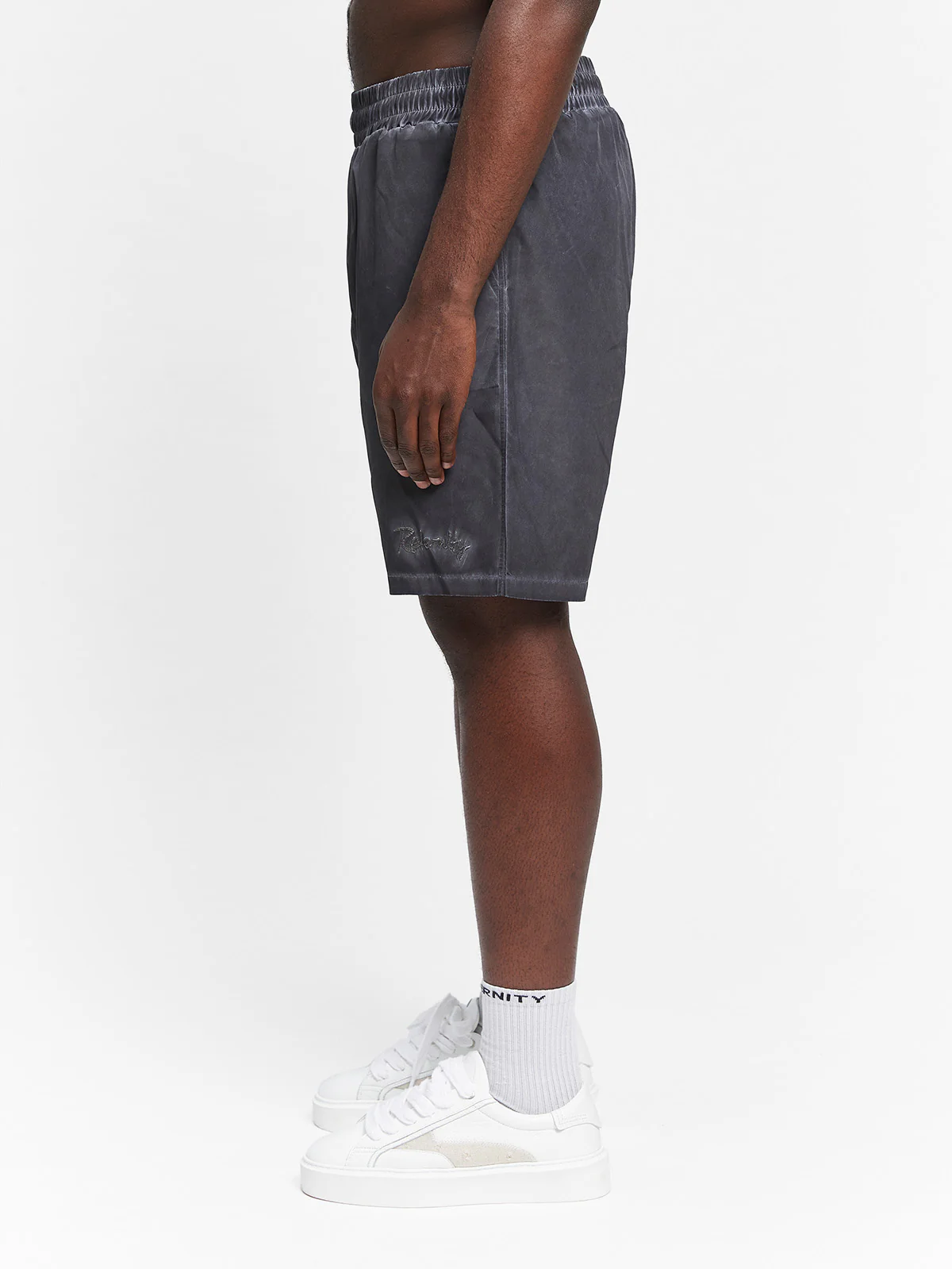 OIL WASHED SWIM SHORTS - BLACK - Image 4