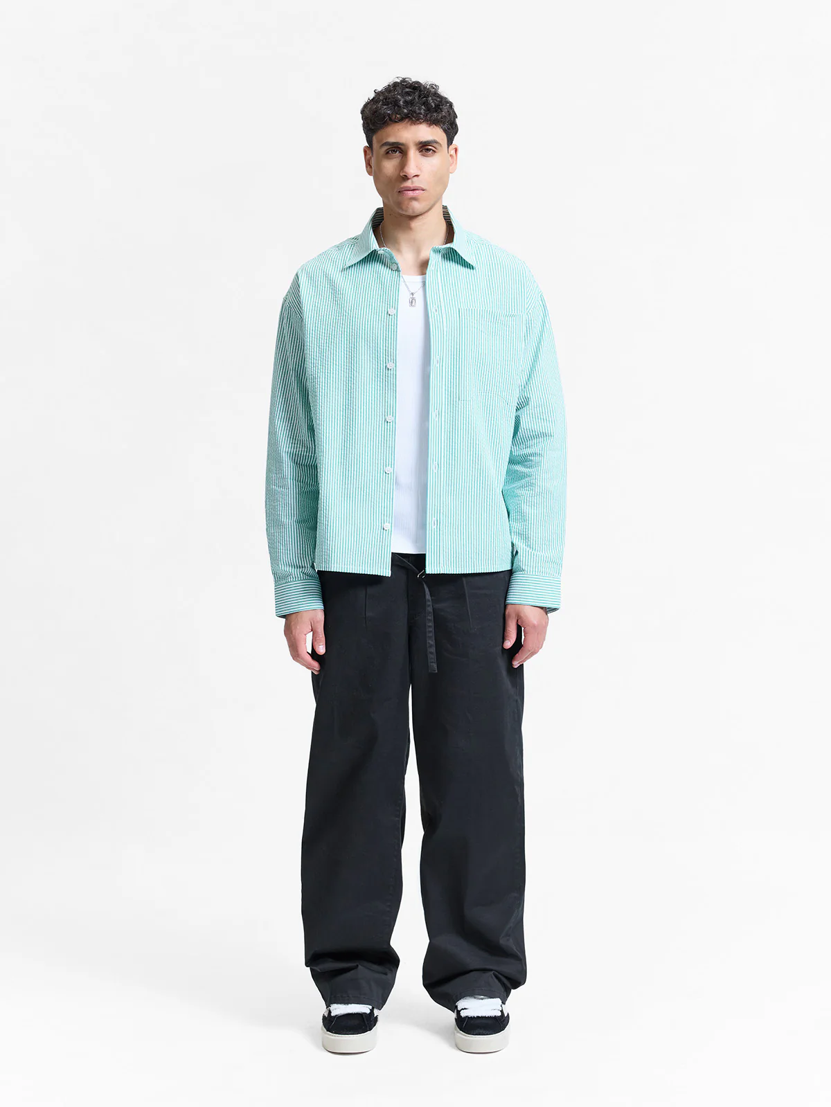 PLEATED CHINO - BLACK - Image 6