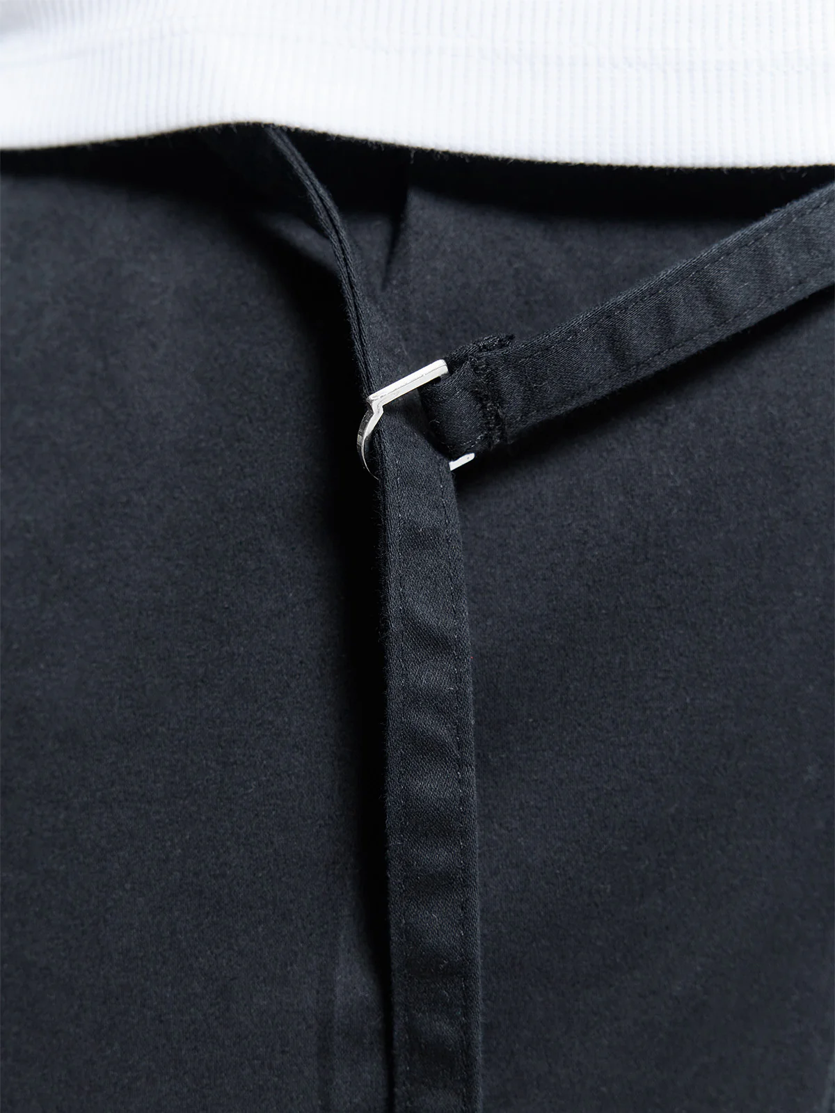 PLEATED CHINO - BLACK - Image 7