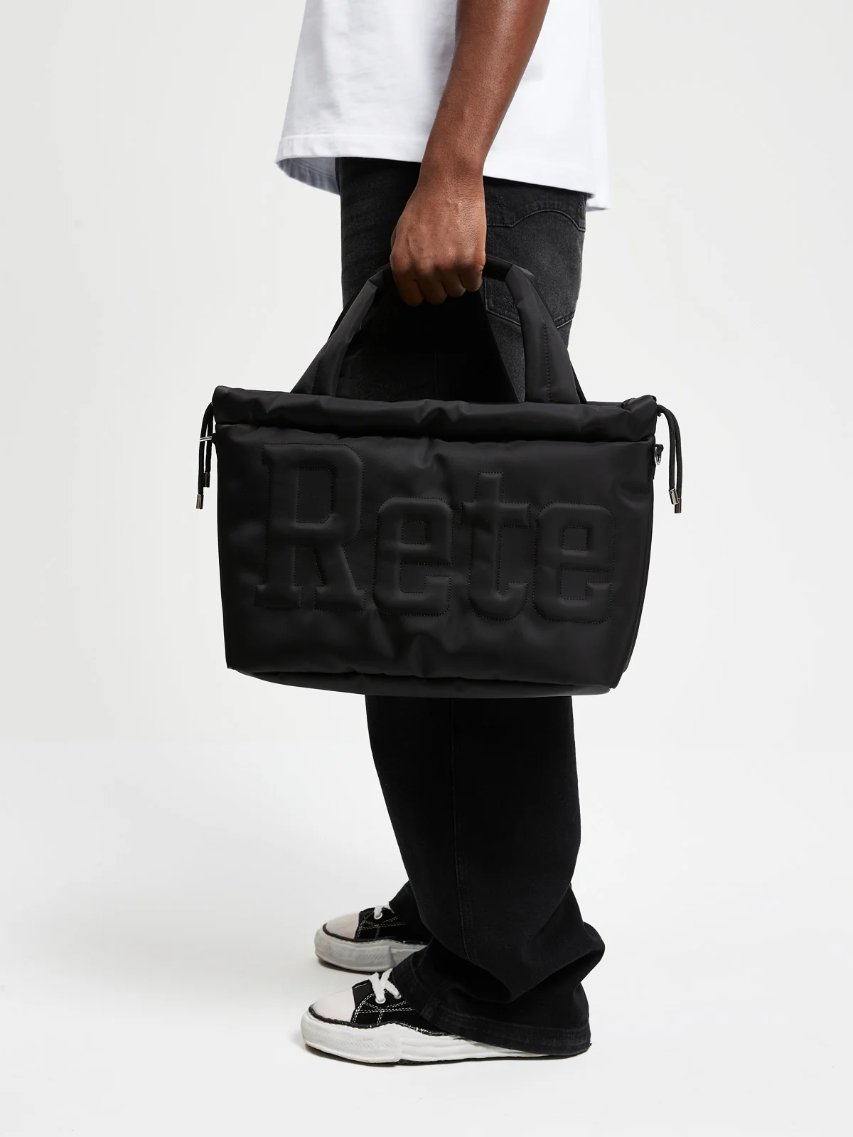 RETERNITY QUILTED TOTE BAG - BLACK - Image 5