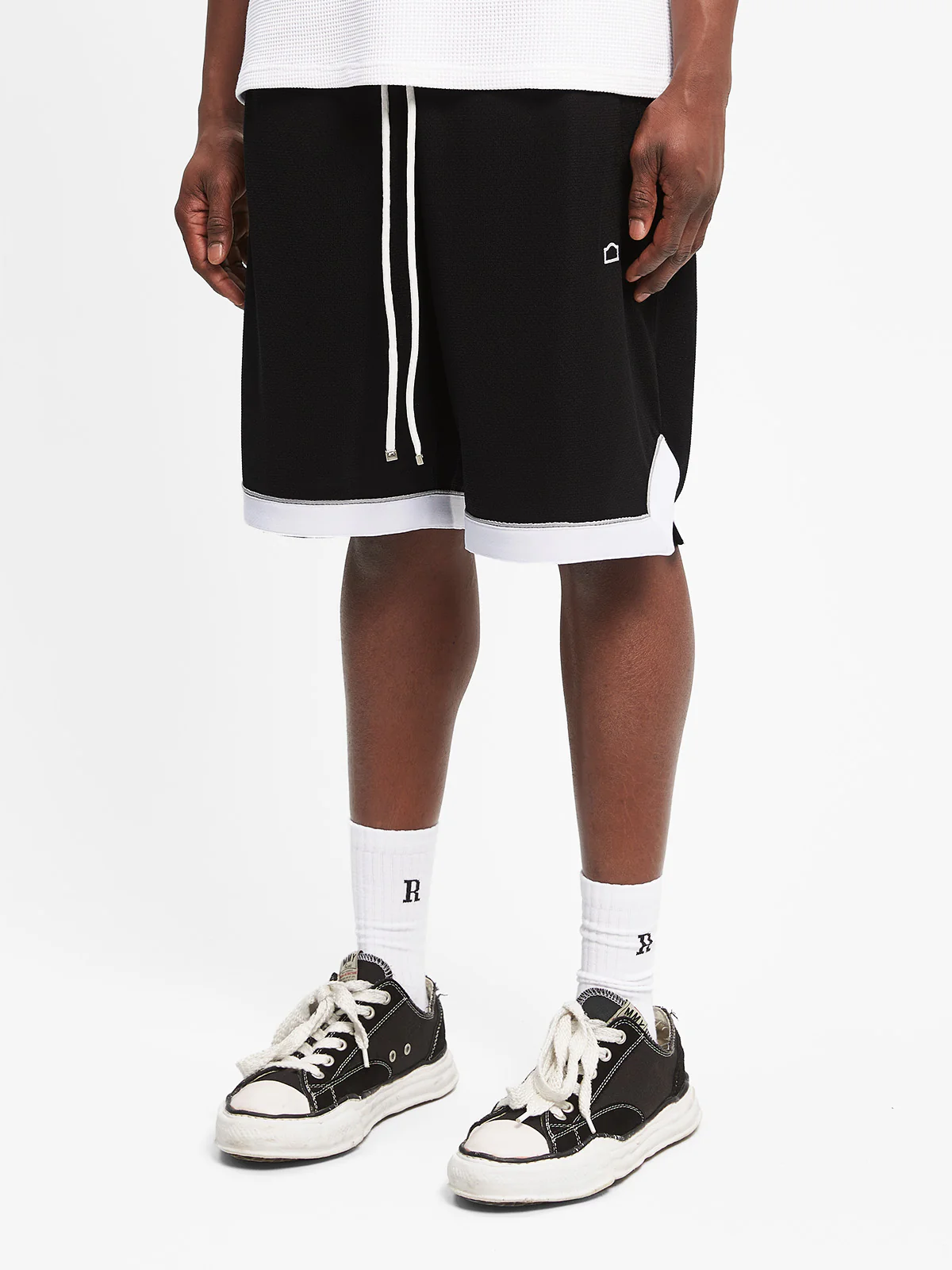 SIGNE MESH SHORTS - BLACK - Image 3
