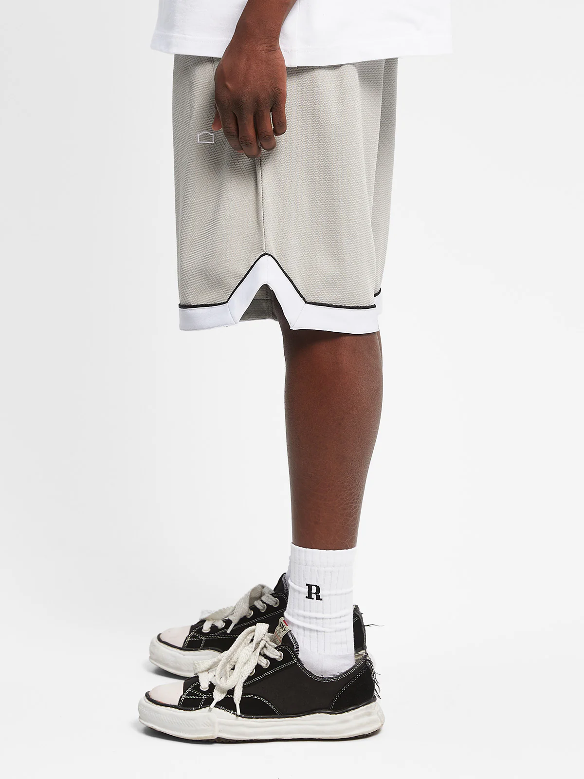 SIGNE MESH SHORTS - FADED GREY - Image 4